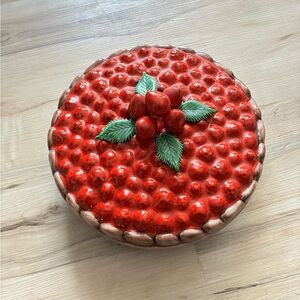 Pie Plate with Lid Made in Portugal Cherry Strawberry